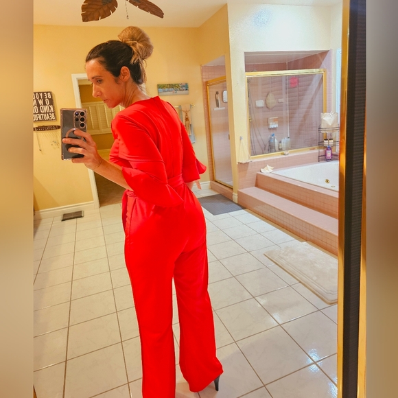 Womens Medium red half sleeve red Belted one piece pant jumpsuit with belt - Picture 2 of 12
